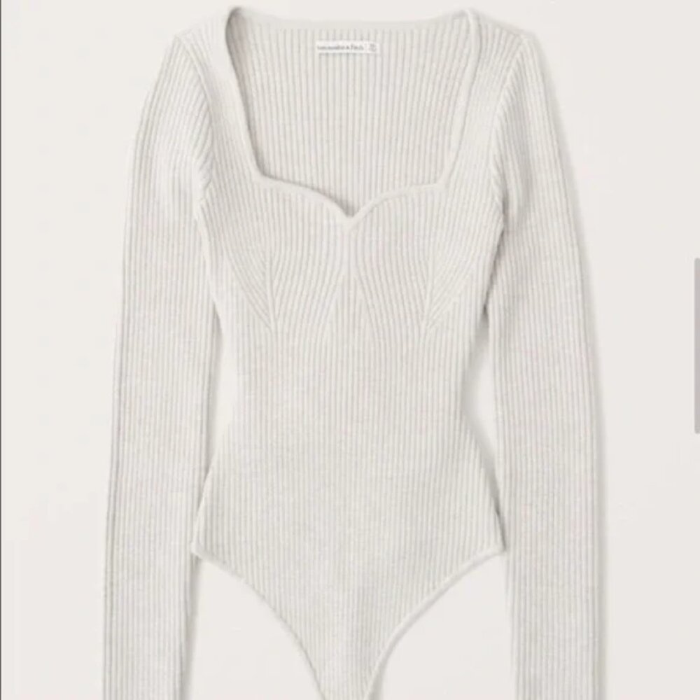 Abercrombie & Fitch Long Sleeve Sweetheart Sweater Bodysuit - White - XS